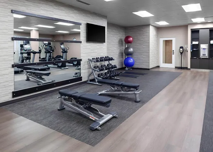 Courtyard By Marriott St. Louis West County